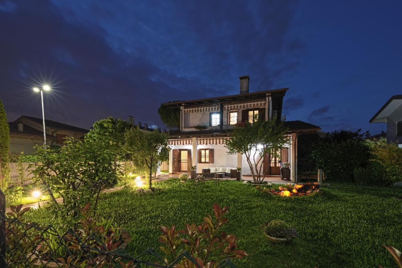 Villa Vecchia Favola House Quarto dʼAltino Exterior foto