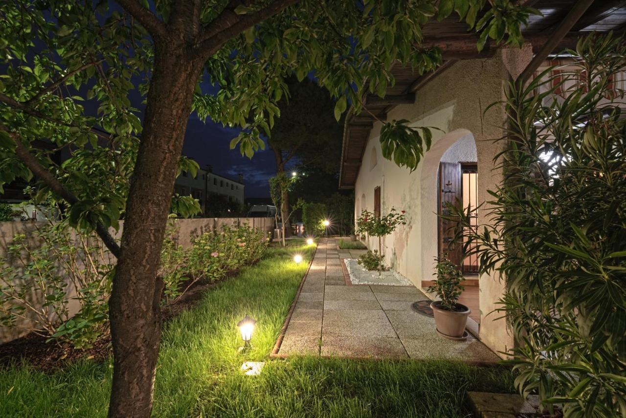 Villa Vecchia Favola House Quarto dʼAltino Exterior foto